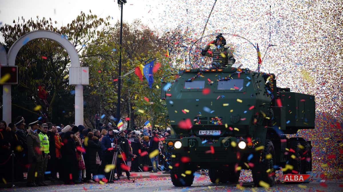 25 octombrie: ziua armatei române. marchează eliberarea transilvaniei de nord