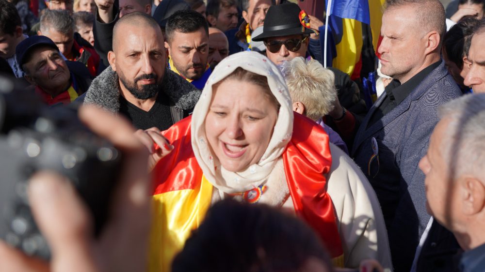 diana Șoșoacă nu poate candida la președinția româniei. curtea constituțională