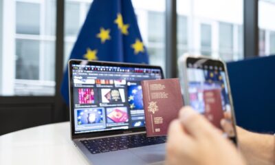 digitalizarea pașapoartelor și a cărților de identitate. comisia europeană propune