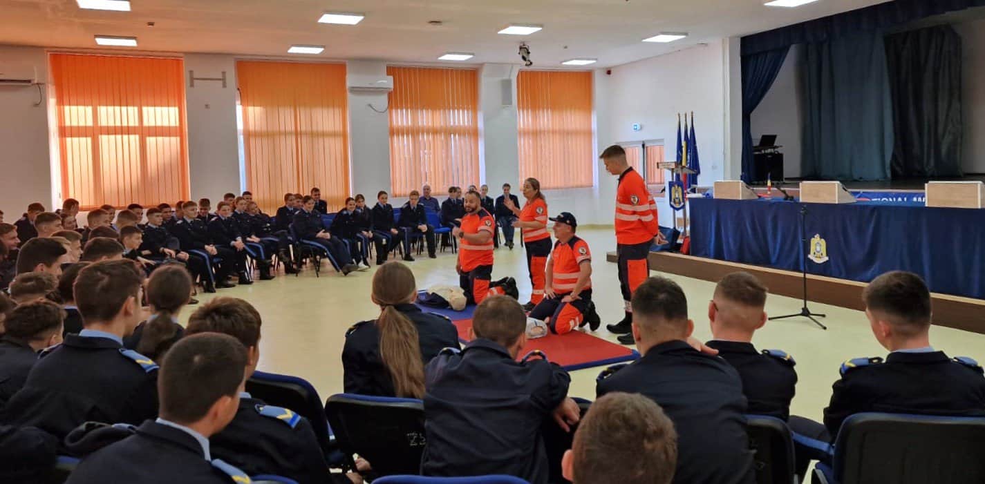 foto: elevi de la colegiul militar din alba iulia au