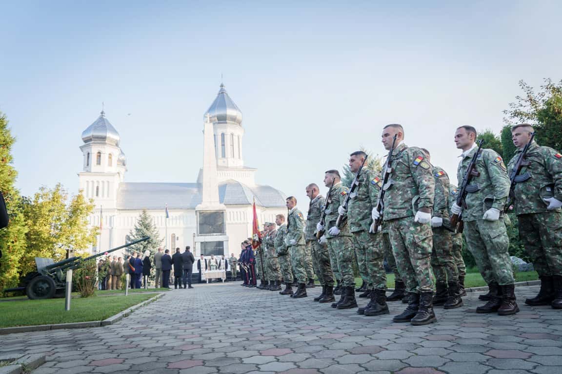 foto: ziua armatei, sărbătorită la sebeș, petrești, răhău și lancrăm.