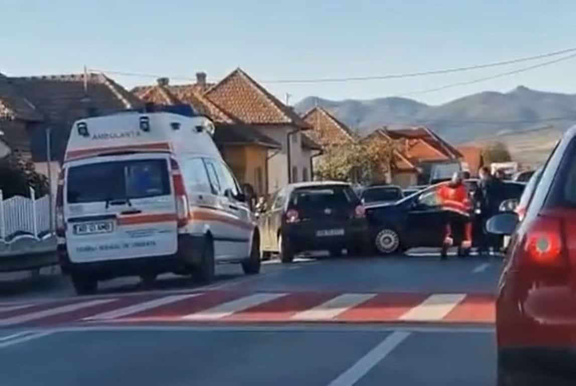 video: accident la alba iulia, zona micești, în apropierea unei