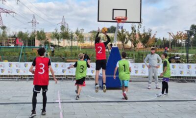 video streetball la alba iulia, la carolina mall: cine sunt