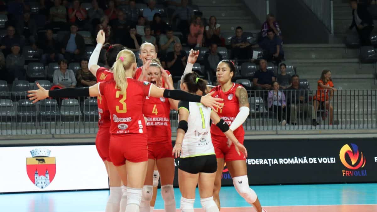 victorie clară pentru volei alba blaj în prima etapă din