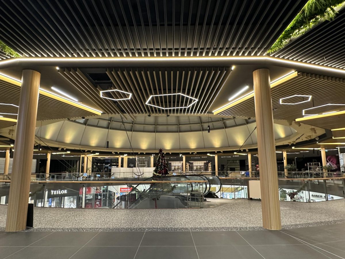 (p) video: noul food court din alba mall se deschide