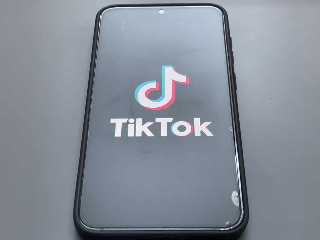 suspendarea tiktok în românia: vicepreședintele ancom cere ca măsura să