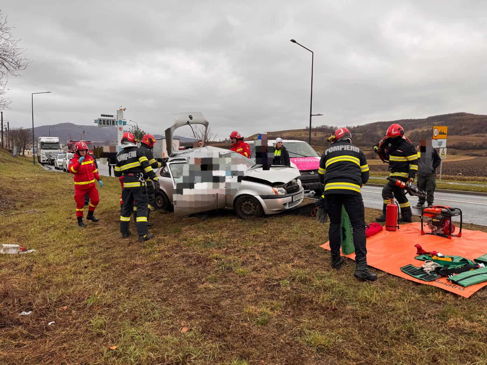 update foto video: accident grav la ieșirea din cugir spre vinerea.