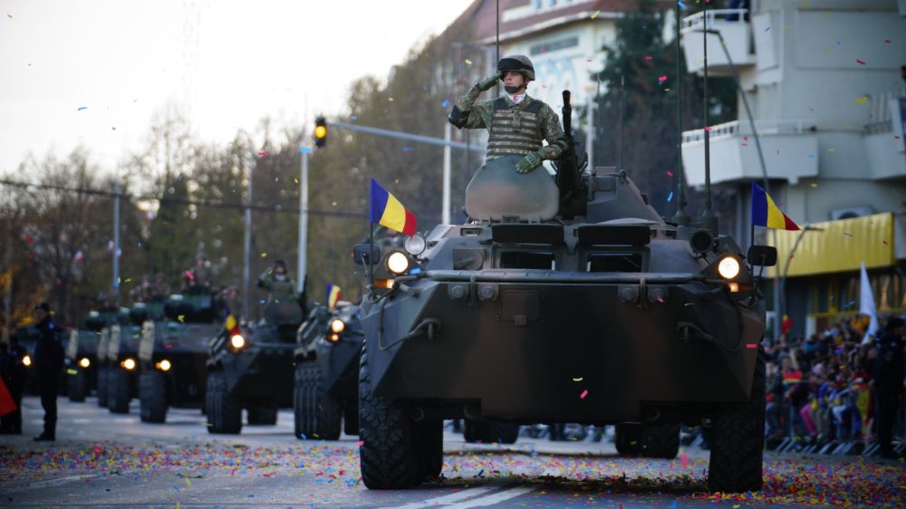 ziua națională la alba iulia. parada militară de 1 decembrie,