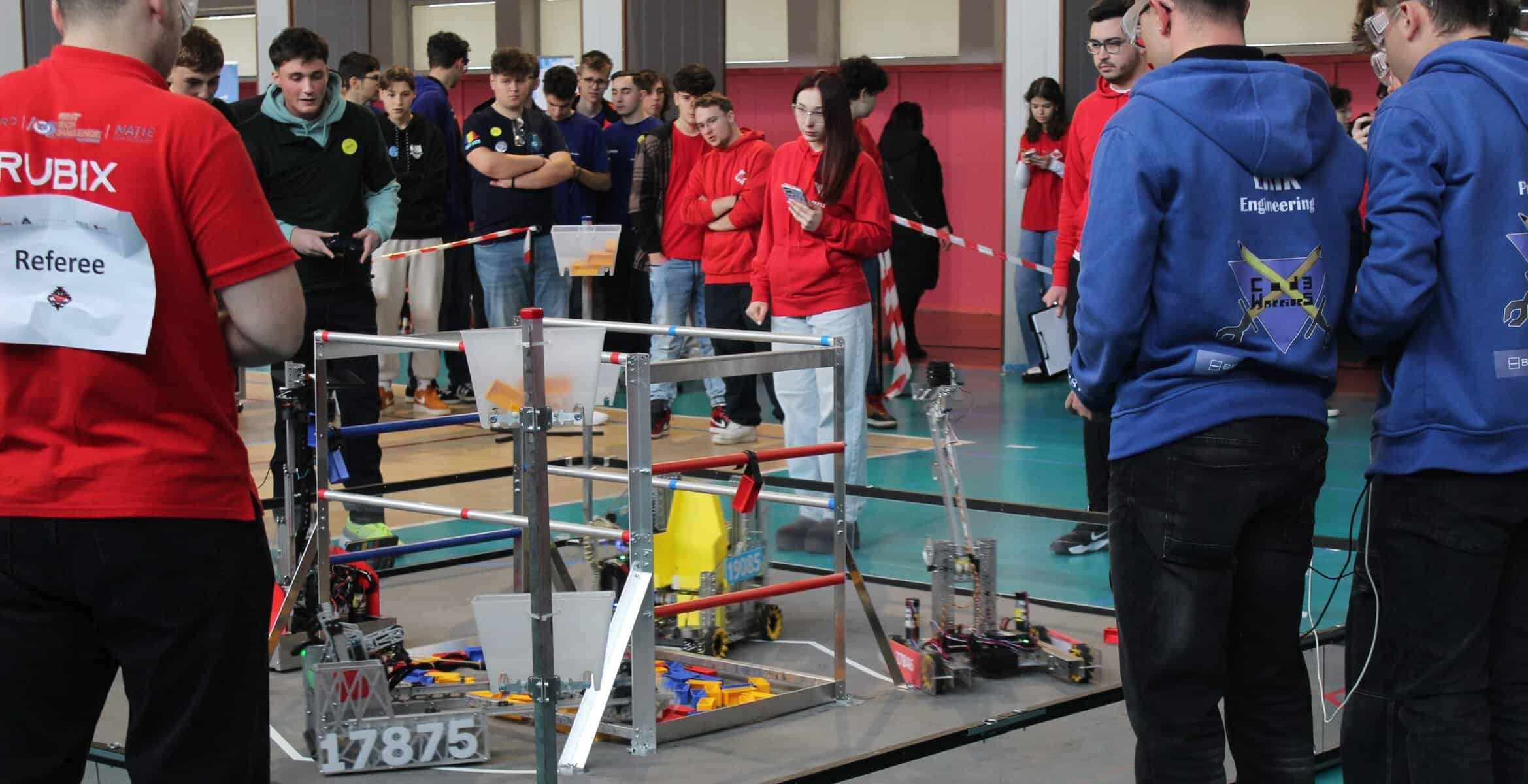 blaj: echipa de robotică rubix a organizat primul eveniment meet