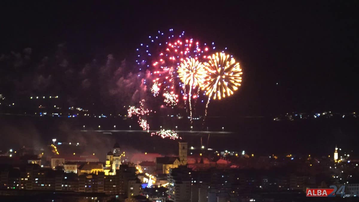 foc de artificii, calendare și șampanie în cetatea alba carolina