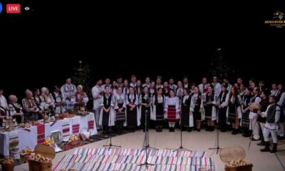 live video: concert de colinde la alba iulia. „Îmbucură te, om