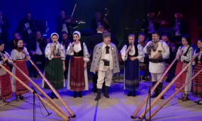 live video: spectacol folcloric extraordinar, alba uneȘte romÂnia. mari artiști