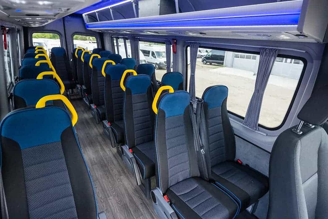 microbuze electrice pentru transportul elevilor, în două comune din munții