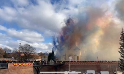 video: focuri de artificii de zi la alba iulia, de