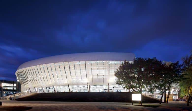 cluj arena noaptea cj cluj.jpg