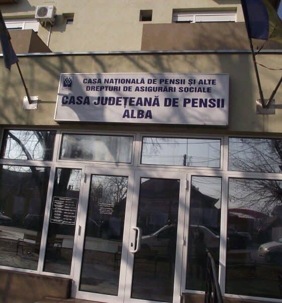 când trebuie depus dosarul de pensionare pentru limită de vârstă.