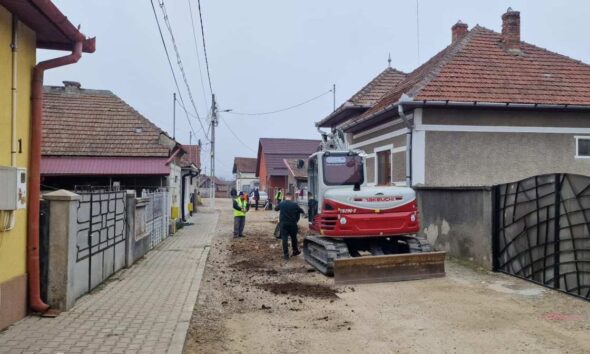 foto: lucrări de modernizare pe o stradă din teiuș. precizările