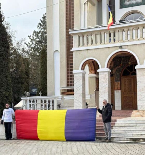 foto Știrea ta: manifestare pro georgescu, cu doi participanți, în centrul