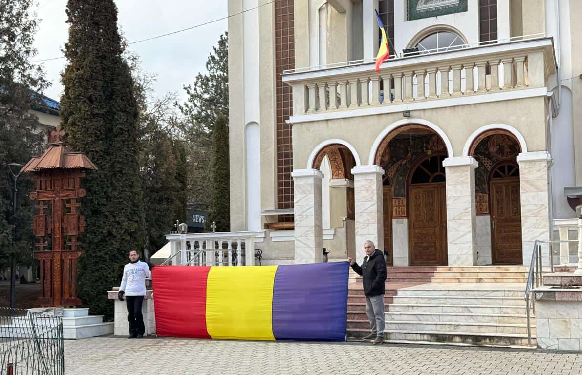 foto Știrea ta: manifestare pro georgescu, cu doi participanți, în centrul