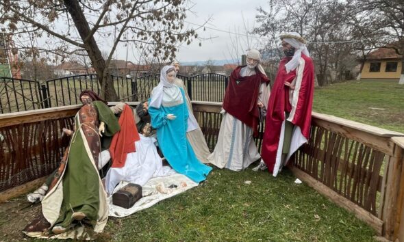 foto Știrea ta: resturile parcului de crăciun de la vințu