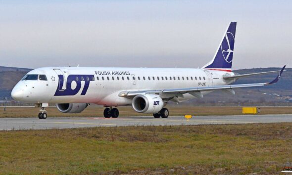 foto lot polish airlines.jpg