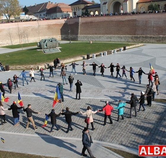 hora unirii: versurile cântecului – simbol al unității și solidarității