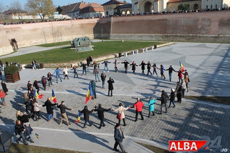 hora unirii: versurile cântecului – simbol al unității și solidarității