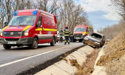 foto: accident la lebăda! doi bărbați de 50 și 61