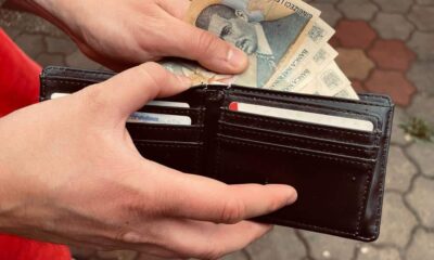 magistrații păstrează diurna specială de 2% pe zi din salariu.