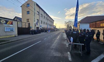 protest la penitenciarul aiud: În jur de 150 de polițiști