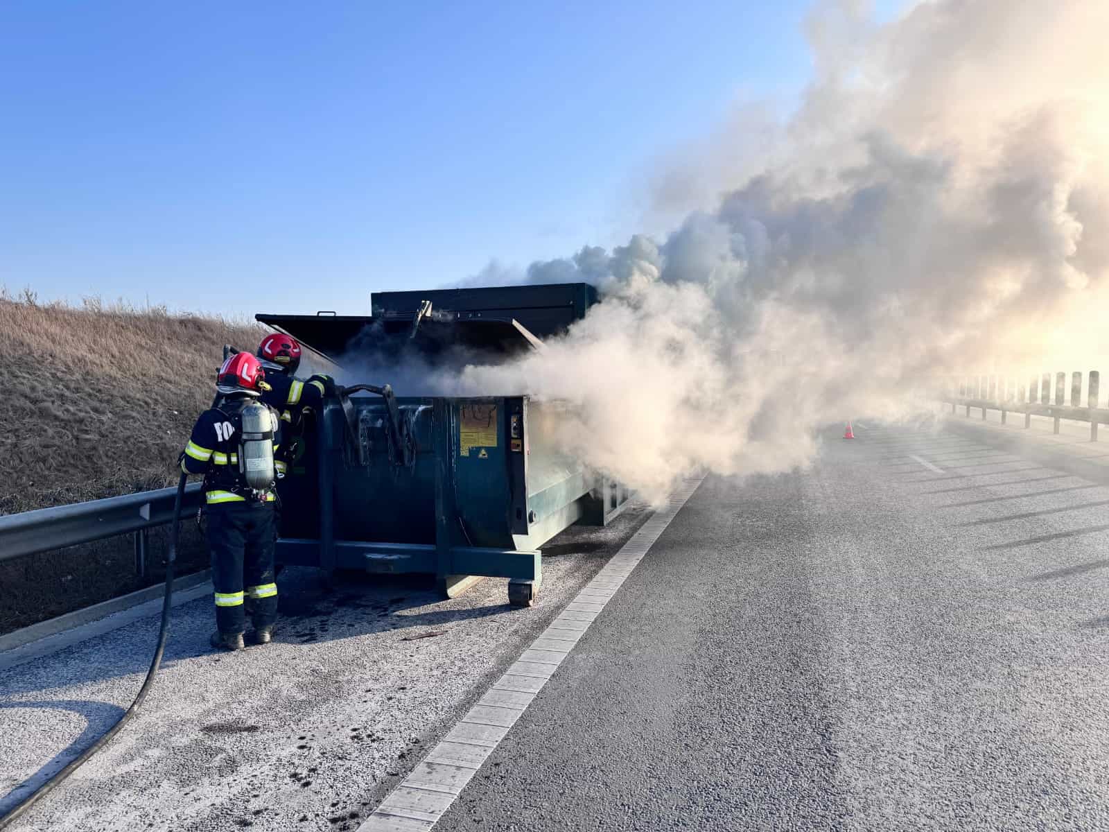 update foto: incendiu pe autostrada a10 sebeș – alba iulia.