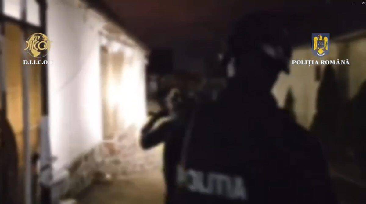 video: dealer de cocaină care vindea droguri în alba și