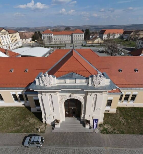 ziua unirii principatelor române, sărbătorită la alba iulia. spectacol folcloric