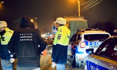 blocada la hlipiceni! polițiștii au dat amenzi pe capete