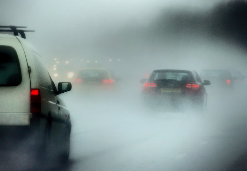 botoșani: ceața persistă! meteorologii au prelungit avertizarea de cod galben.