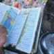 lângă noi: o biblie în care se aflau 13.000 de