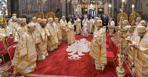 moment solemn la catedrala patriarhală: proclamarea celor 16 sfinți români.