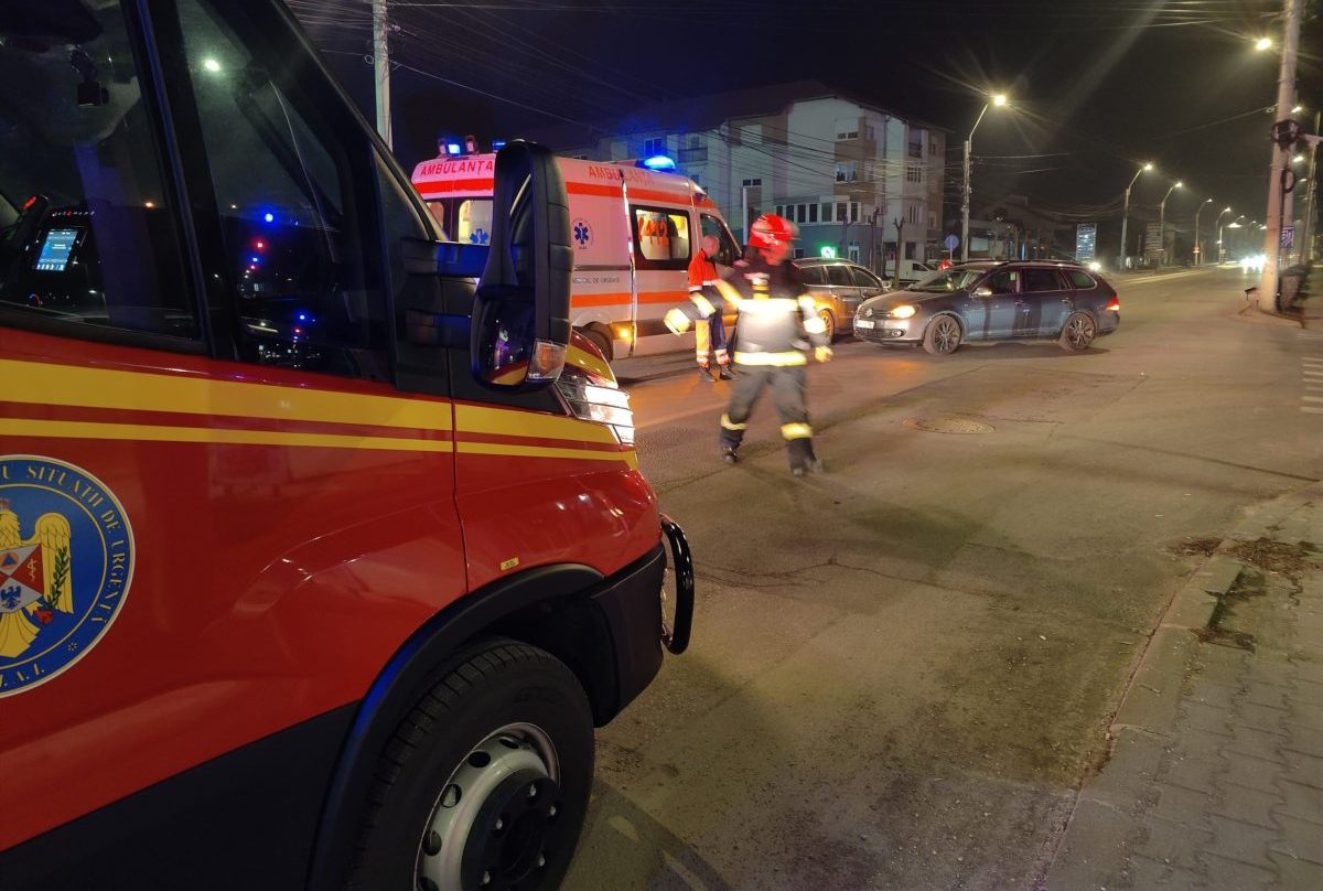 foto: accident în alba iulia, în zona kaufland stadion. sunt