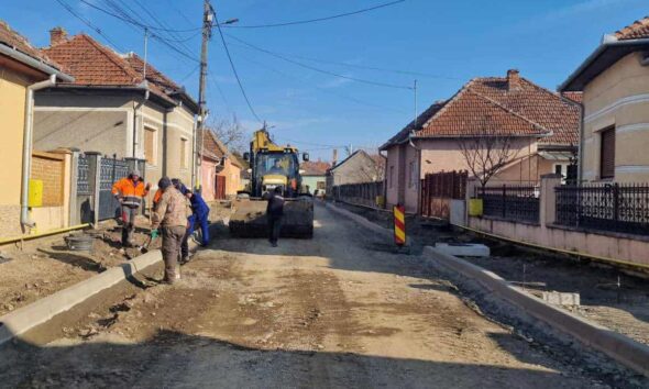 foto: lucrări de modernizare pe mai multe străzi din teiuș.