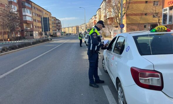 foto: taximetriștii și șoferii bolt și uber din alba iulia,