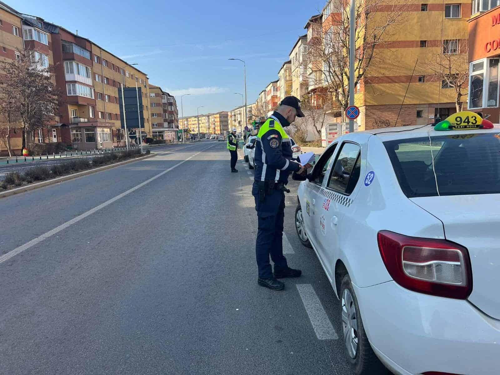 foto: taximetriștii și șoferii bolt și uber din alba iulia,