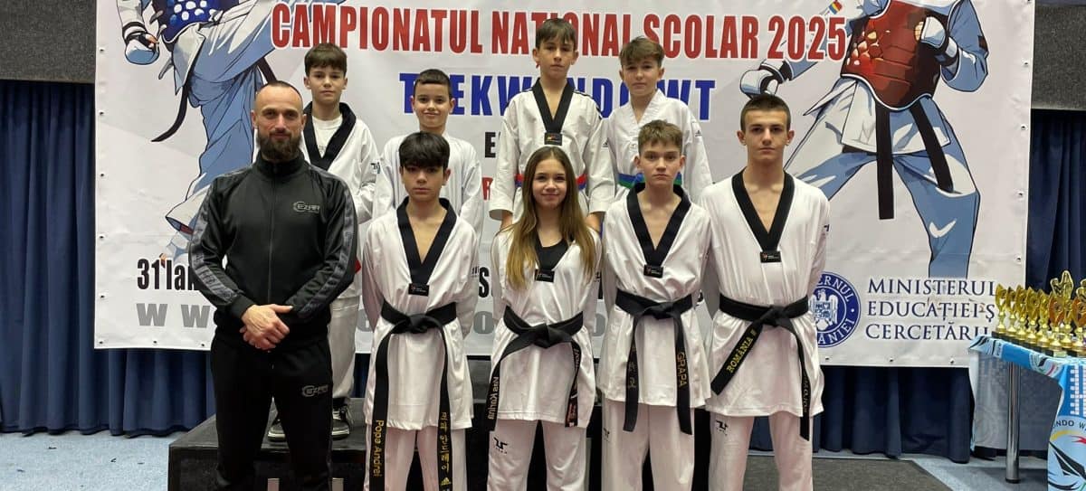 salbă de medalii pentru luptătorii de taekwondo din alba iulia,