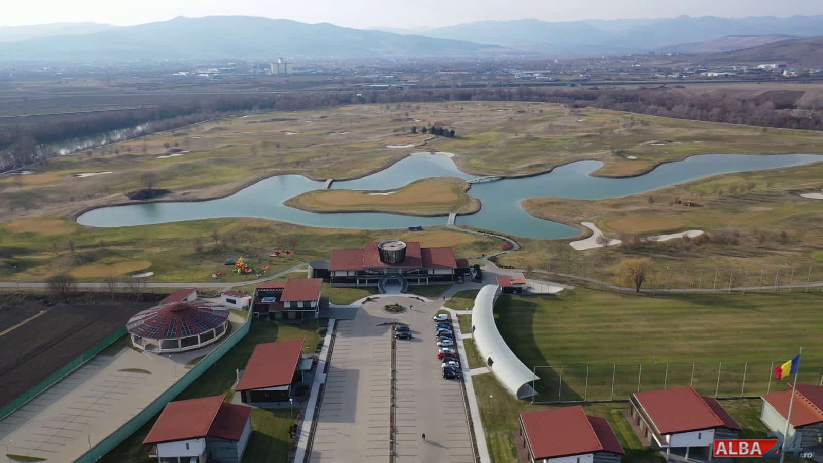 theodora golf club 8