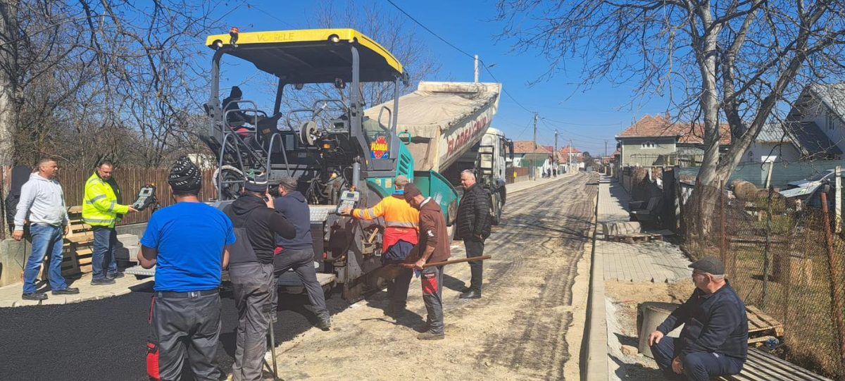 comunicat de presă primăria teiuș: se toarnă strat de binder