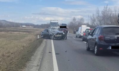 foto: doi tineri din alba, implicați într un accident rutier pe