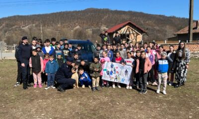 foto: jandarmii din alba, activități educative pentru elevii Școlii gimnaziale