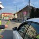 foto: Șoferițele din alba iulia, ”amendate” în trafic cu flori.