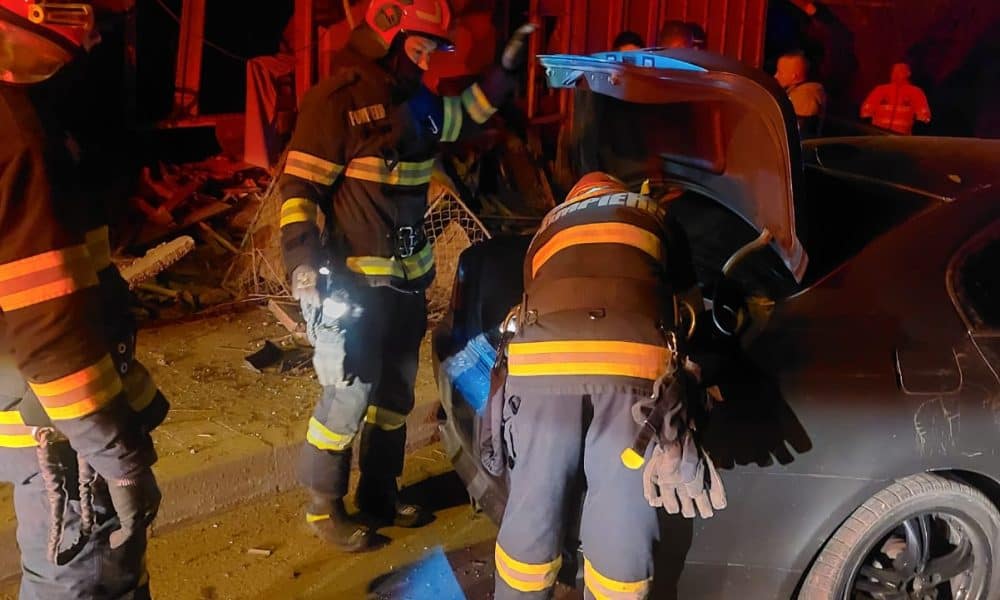 foto: accident în municipiul botoșani. un șofer a intrat cu