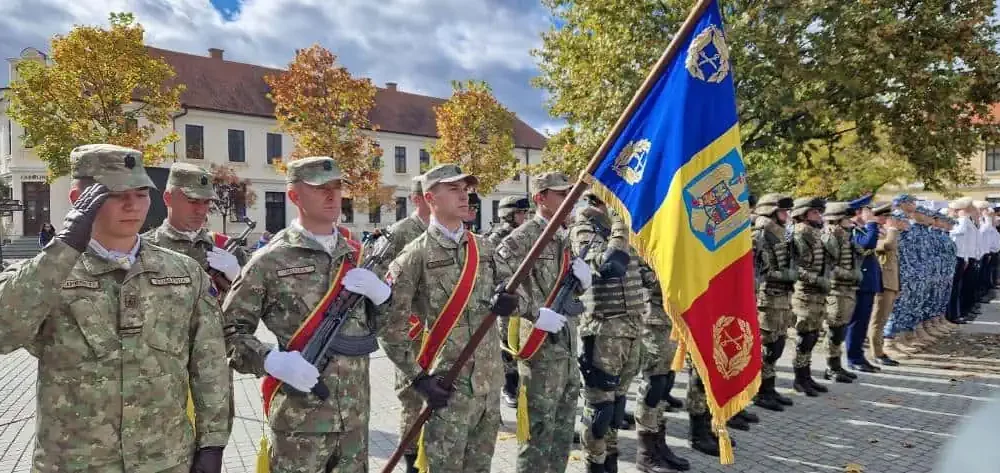 centrul militar judeţean botoșani: alege cariera militară! au început înscrierile pentru