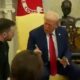 trump a oprit ajutorul militar pentru ucraina, pentru a ”grăbi